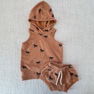 Little Wedgies Brown Horse Print Hooded Tank & Shorts Set VGUC 2T